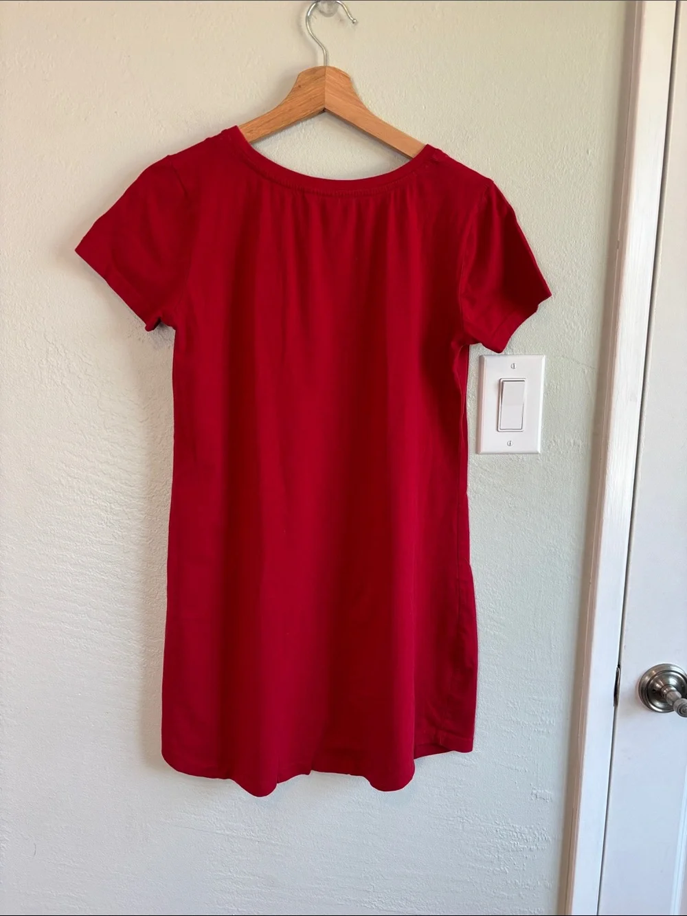Bundle 2/$30! Disney Red Minnie Mouse 'Let's Do Nothing' Graphic Short Nightgown - Picture 6 of 6